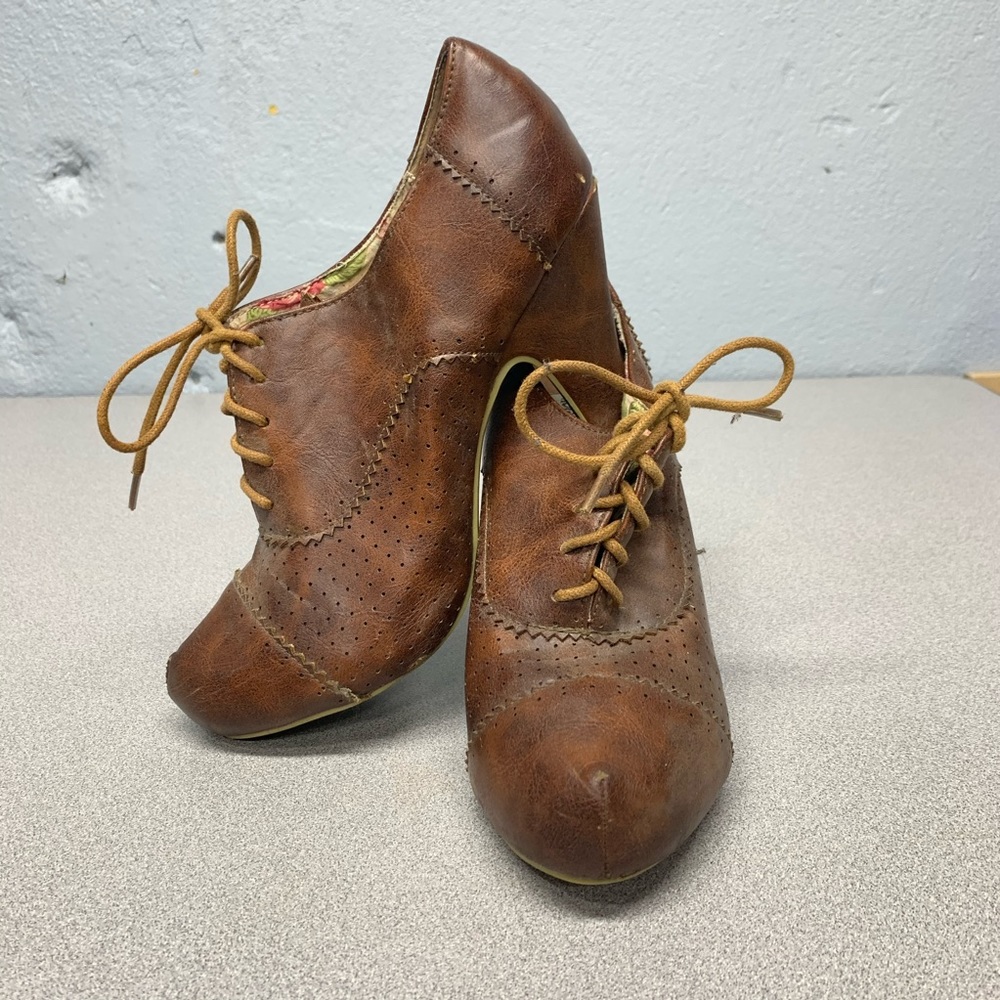 Lace up ankle booties